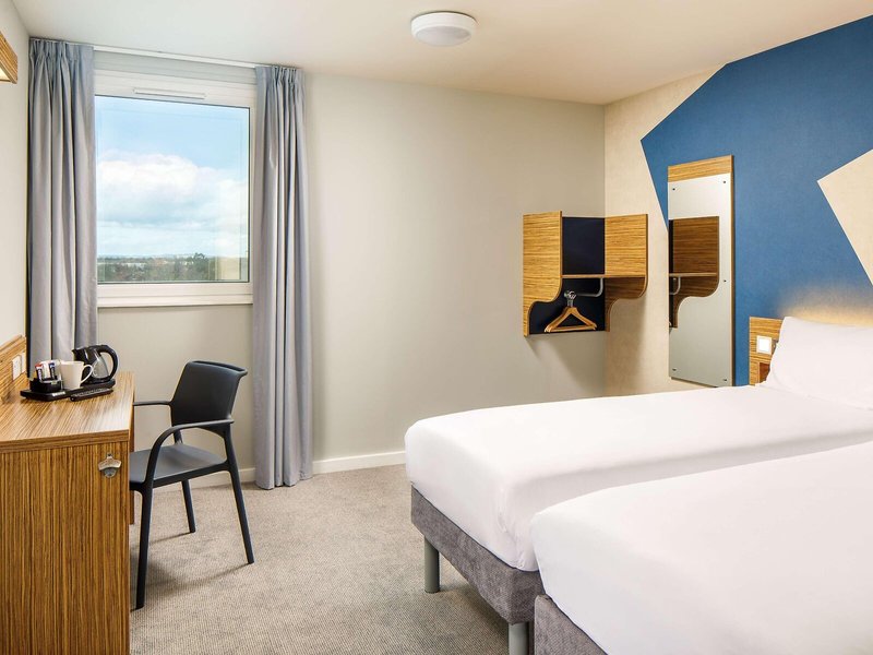 Travelodge London Heathrow Central 18 - Room Example