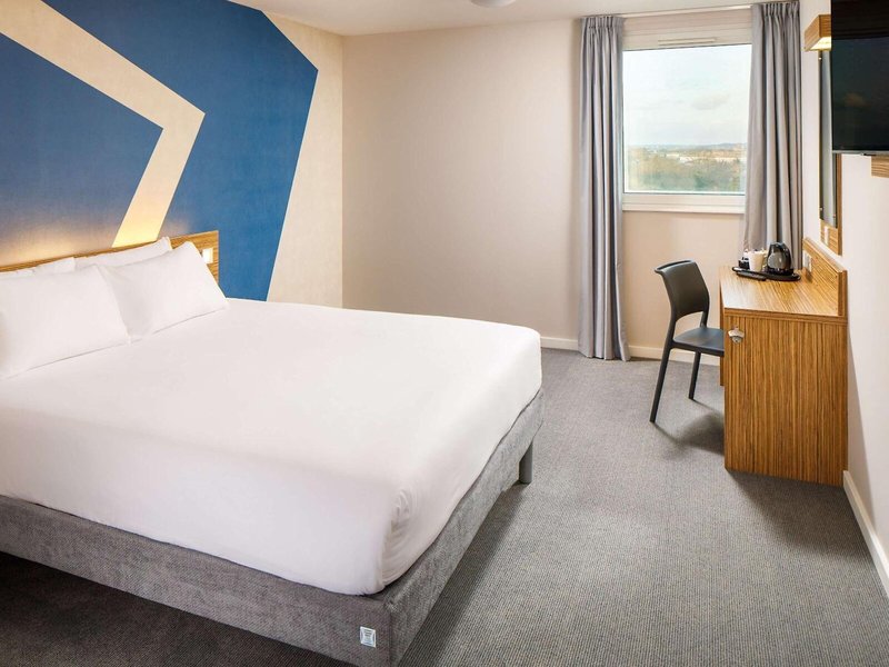 Travelodge London Heathrow Central 22 - Room Example