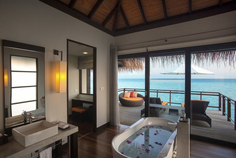 Velassaru Maldives 16
