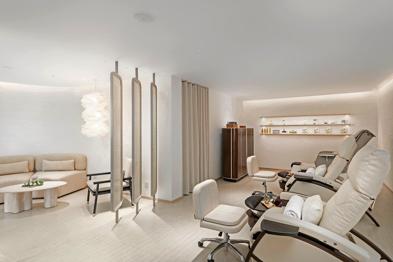 Outrigger Laguna Phuket Beach Resort 25