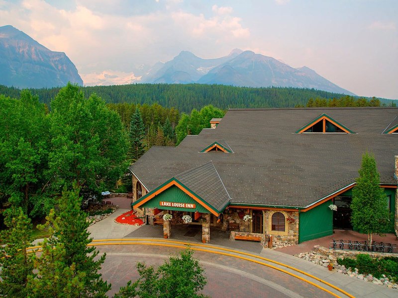 Lake Louise Inn 1