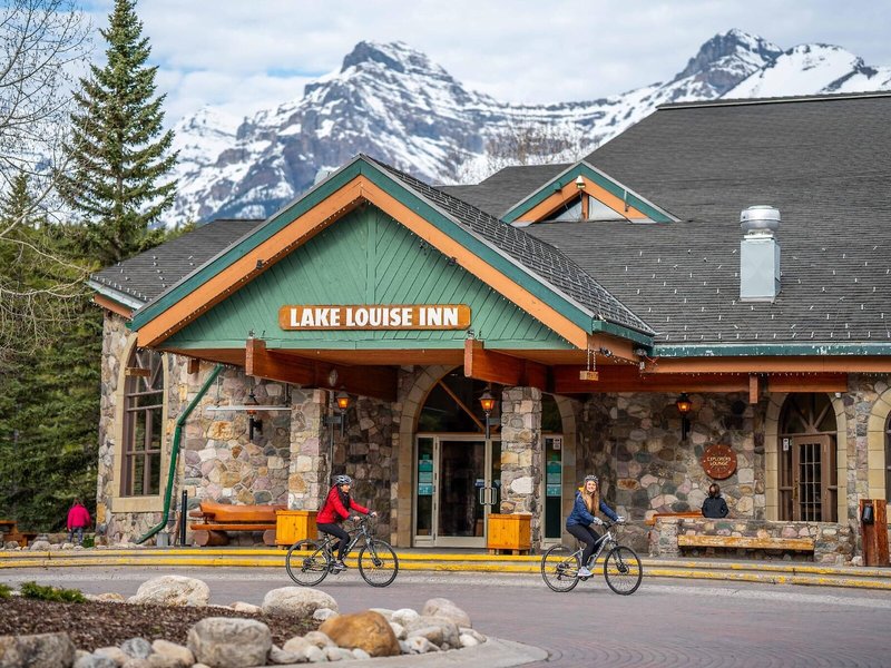 Lake Louise Inn 3