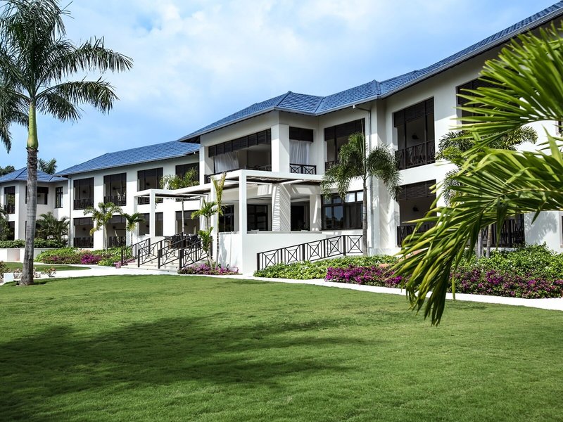 The Cliff Hotel 1