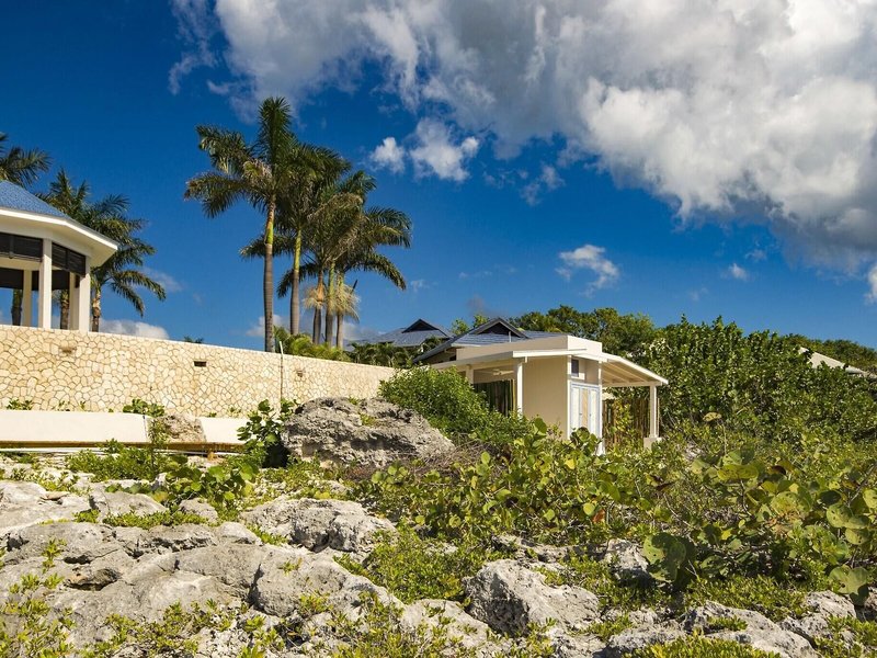 The Cliff Hotel 2