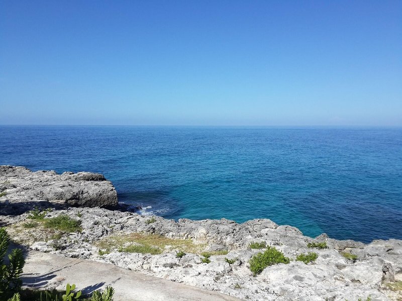 The Cliff Hotel 10