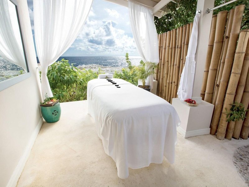 The Cliff Hotel 37