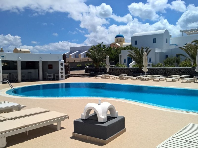 Laokasti Villas & Restaurant 8