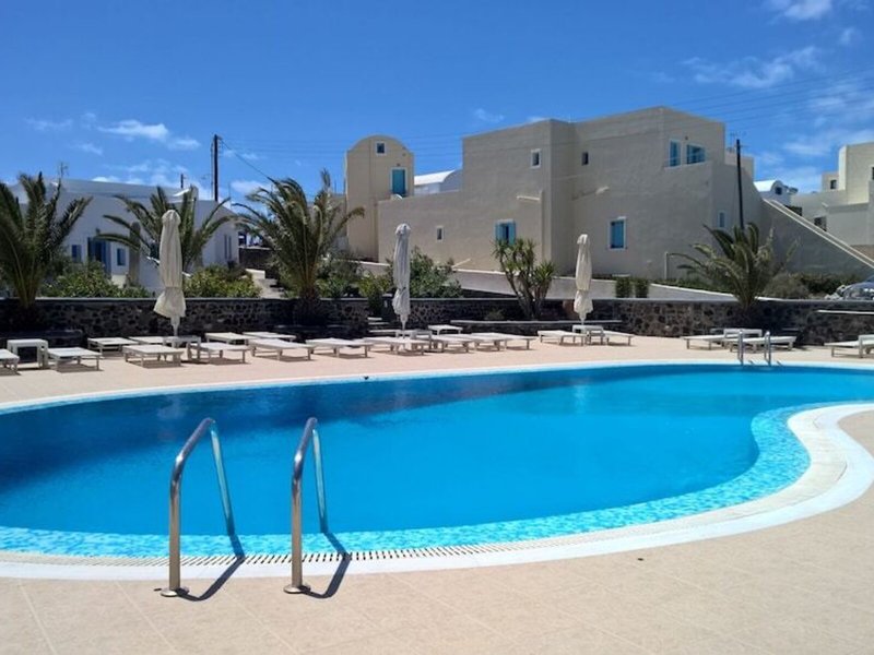 Laokasti Villas & Restaurant 13