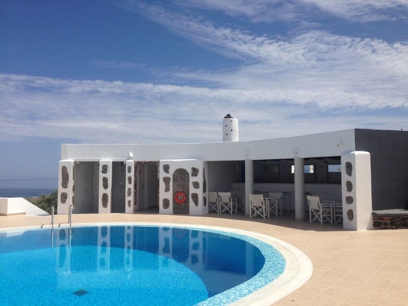 Laokasti Villas & Restaurant 14