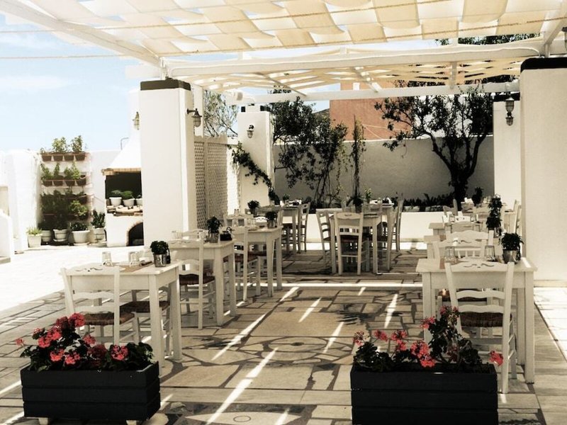 Laokasti Villas & Restaurant 16
