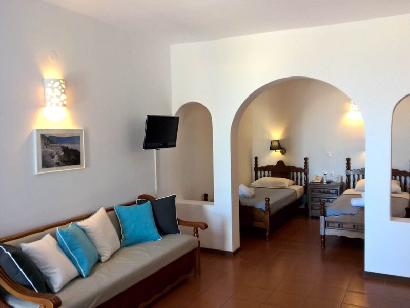 Laokasti Villas & Restaurant 24