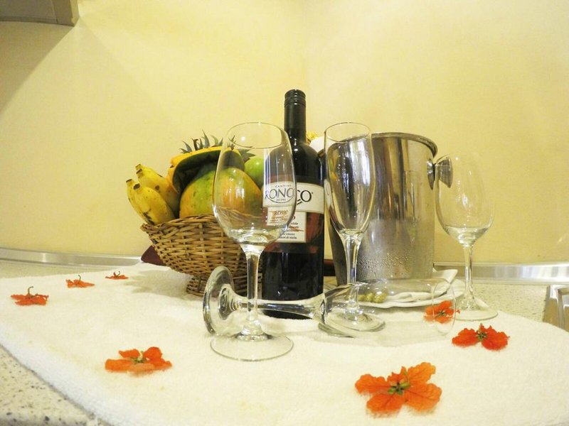 Oak Ray Serene Garden Hotel 9