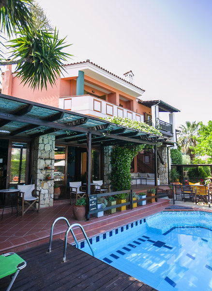 Hotel Ammon Garden 8