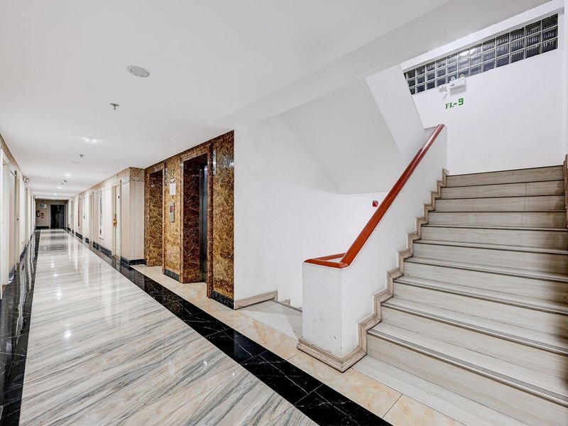 The Travellers Hotel 8