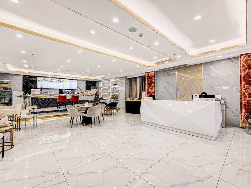 The Travellers Hotel 10