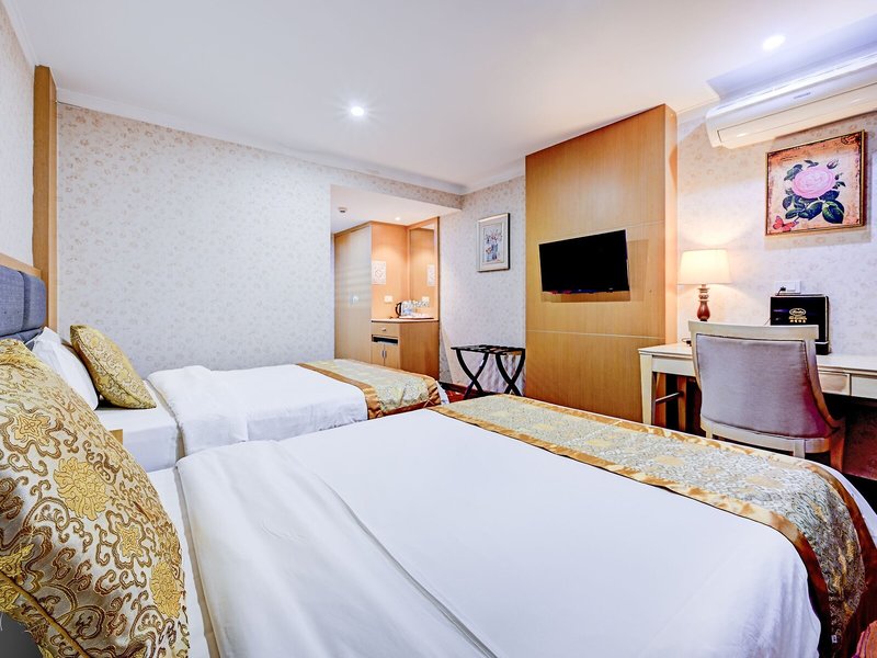 The Travellers Hotel 40