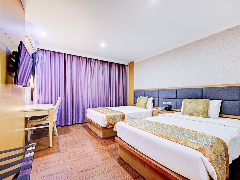 The Travellers Hotel 43