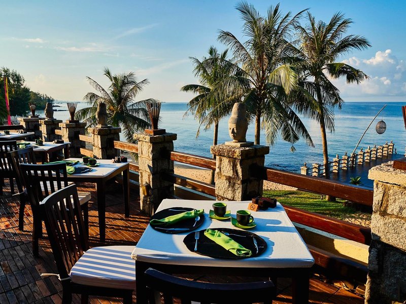 Chen Sea Resort & Spa 16