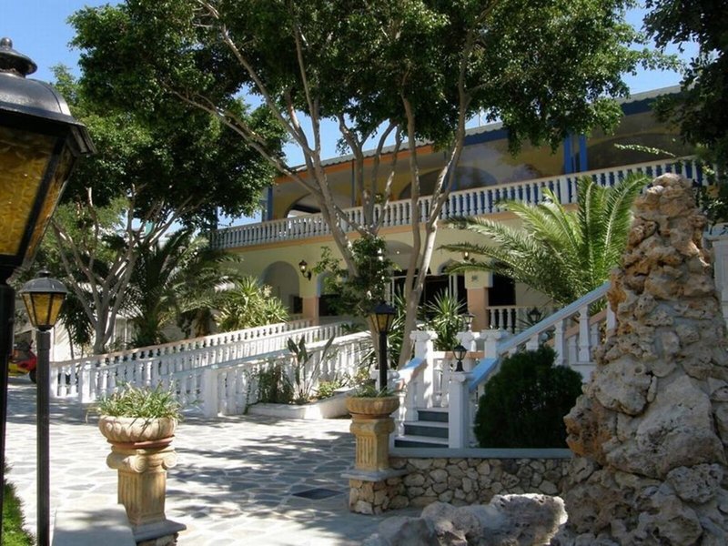Pefkos Garden 5