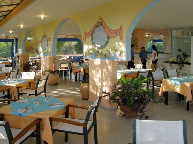 Pefkos Garden 30