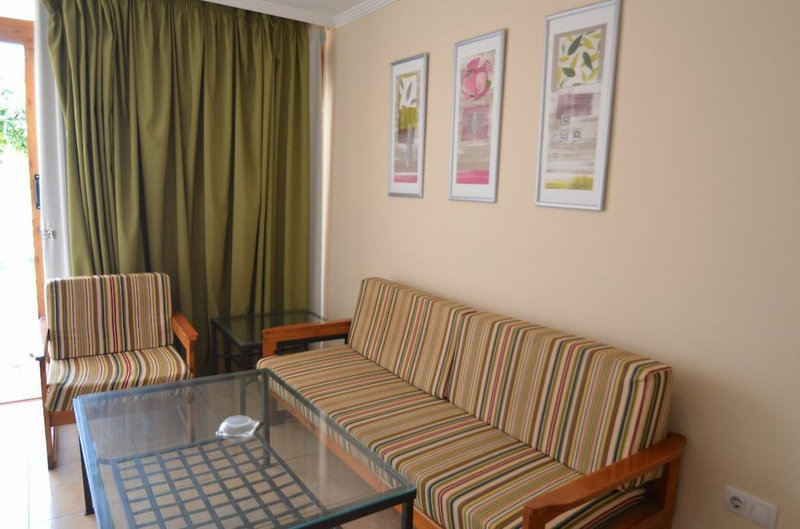 Las Brisas Bungalows 3