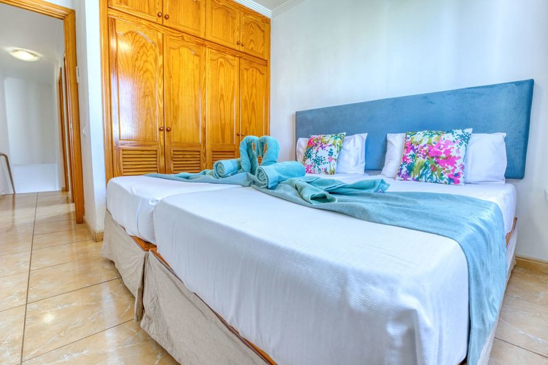 Las Brisas 4