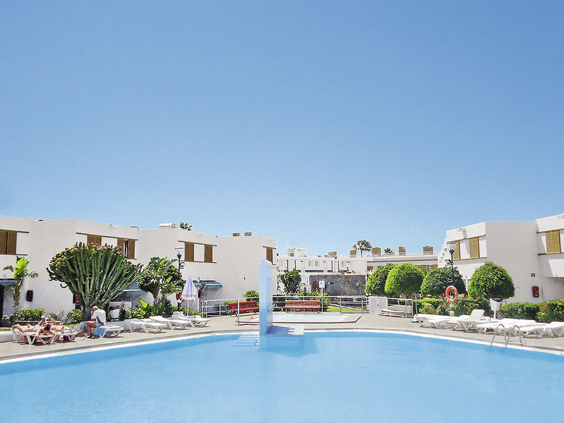 Las Brisas Bungalows 1