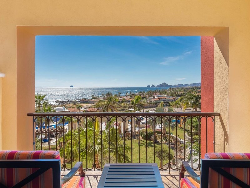 Hacienda Encantada Resort & Residences 5