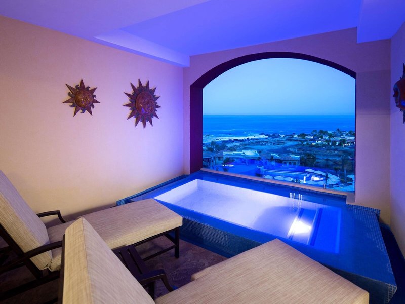 Hacienda Encantada Resort & Residences 20