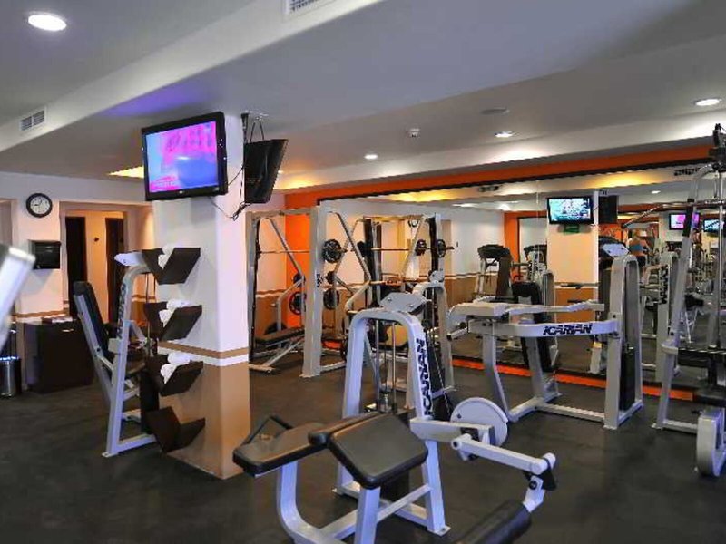 Hacienda Encantada Resort & Residences 38
