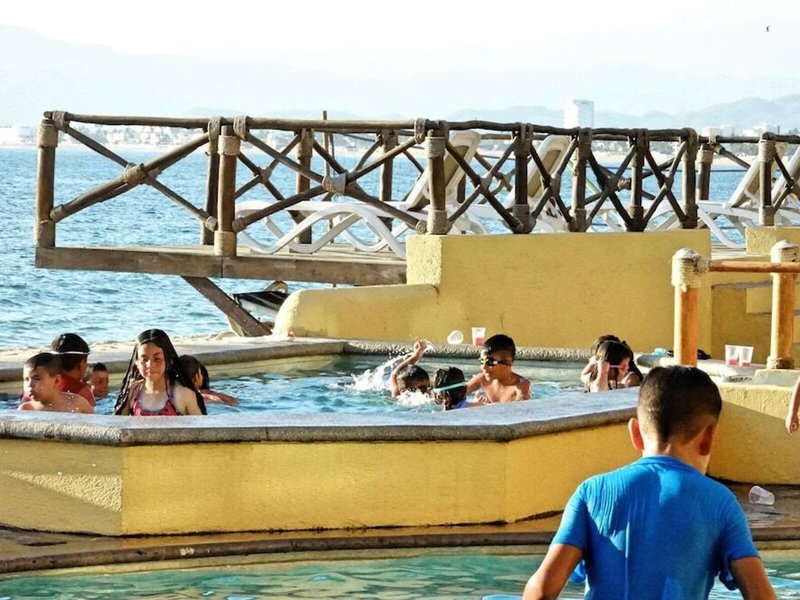 Marina Puerto Dorado Hotel 10
