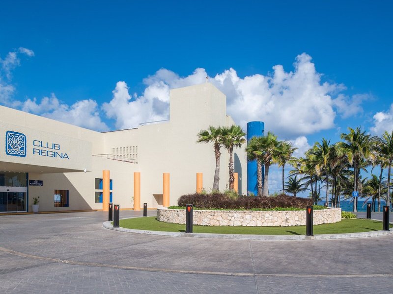 Club Regina Cancun 1
