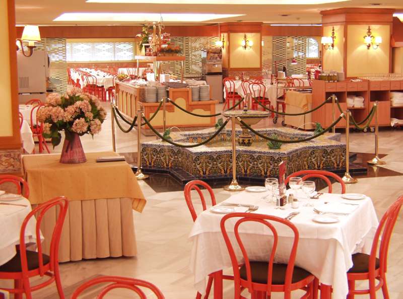 Las Palmeras Affiliated by FERGUS 3