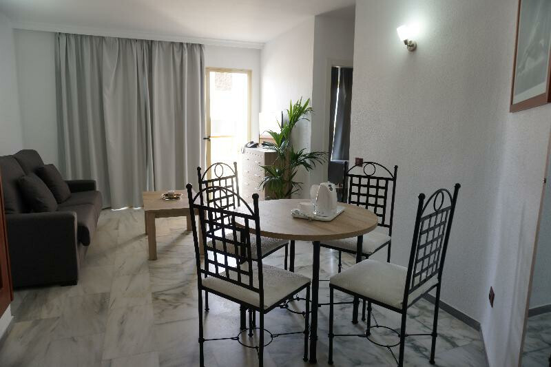 Las Piramides Resort 8