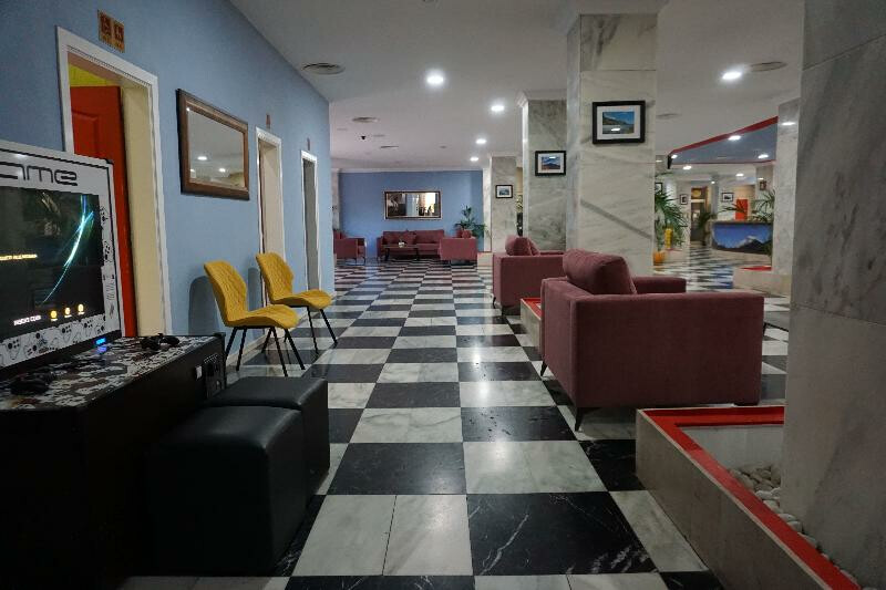 Las Piramides Resort 10