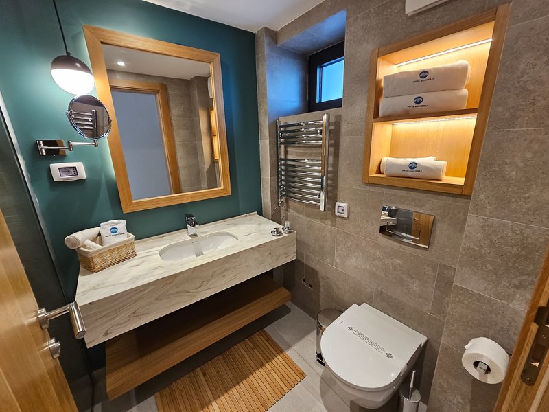 Hotel Mediteran 8