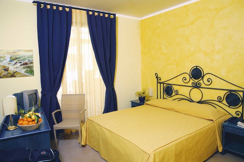 Hotel Dolcestate 17