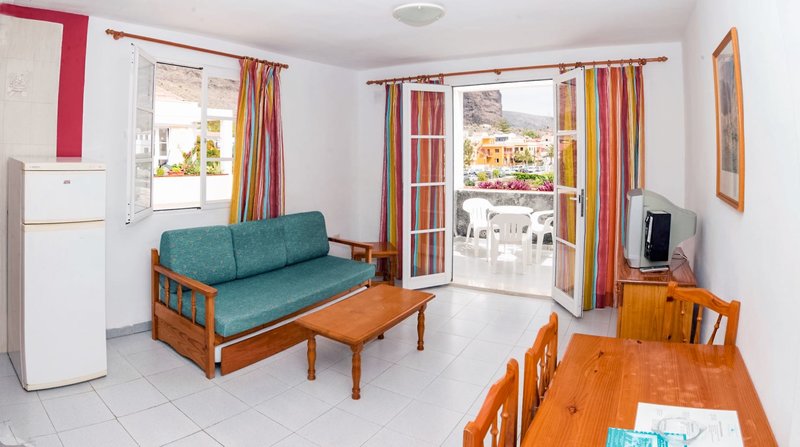 Apartamentos Laurisilva by Checkin 6