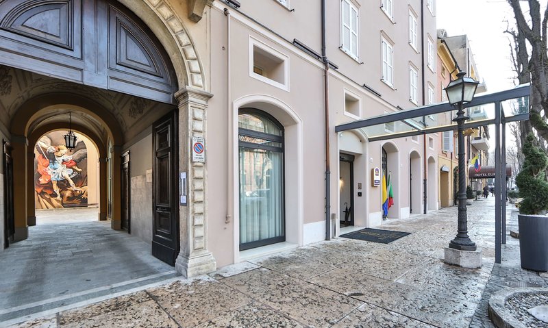Best Western Premier Hotel Milano Palace 1 - Exterior
