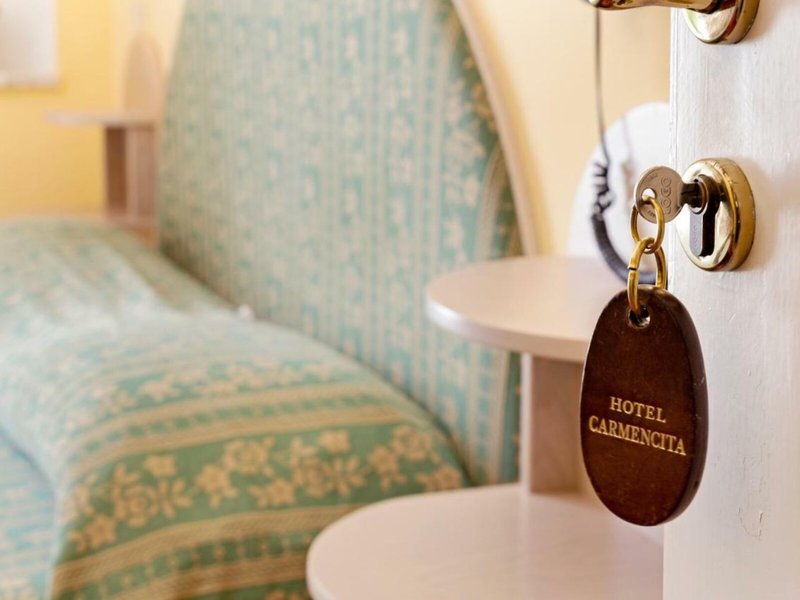 Carmencita 24 - Room Example