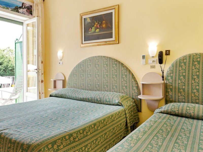 Carmencita 29 - Room Example