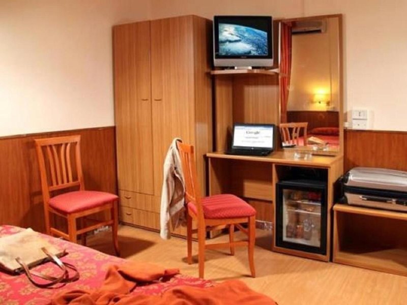 Cassia Hotel 5