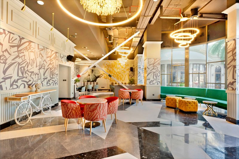 Le Meridien Abu Dhabi 6