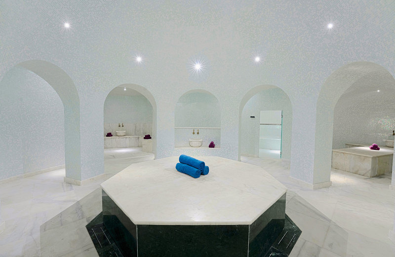 Le Meridien Abu Dhabi 21