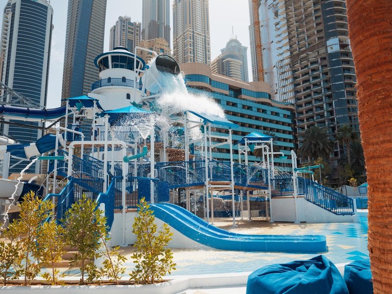 Le Meridien Mina Seyahi Beach Resort & Marina 13