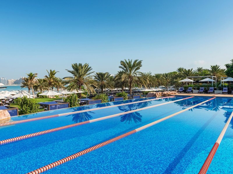 Le Meridien Mina Seyahi Beach Resort & Marina 15
