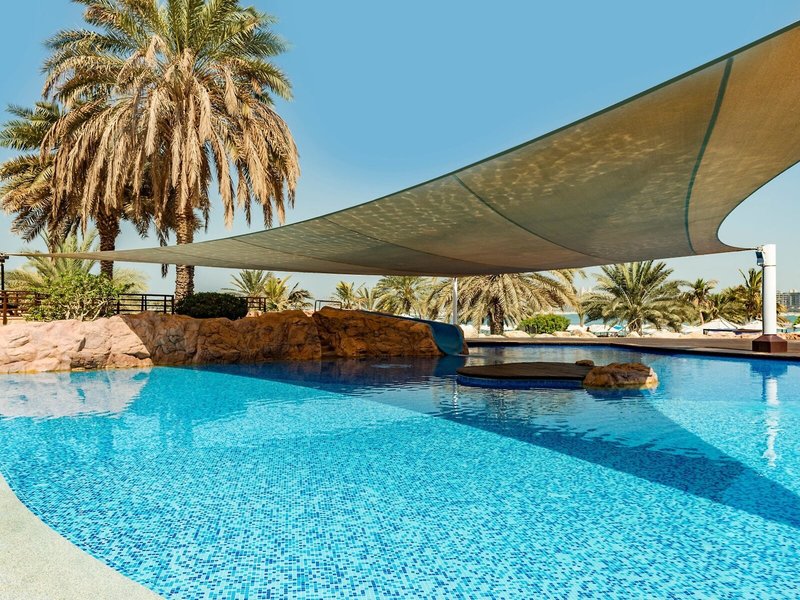 Le Meridien Mina Seyahi Beach Resort & Marina 18