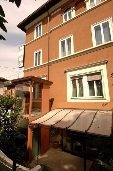 Hotel Metro'