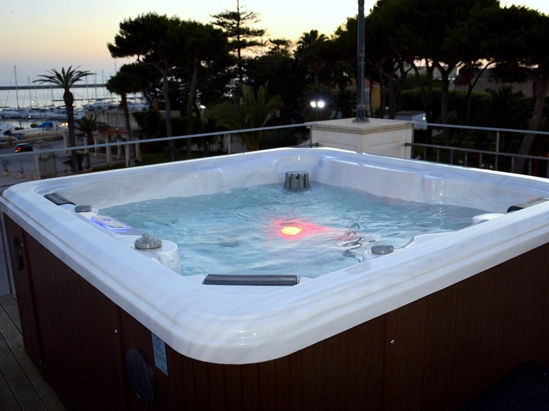 Grand Hotel Palace 8