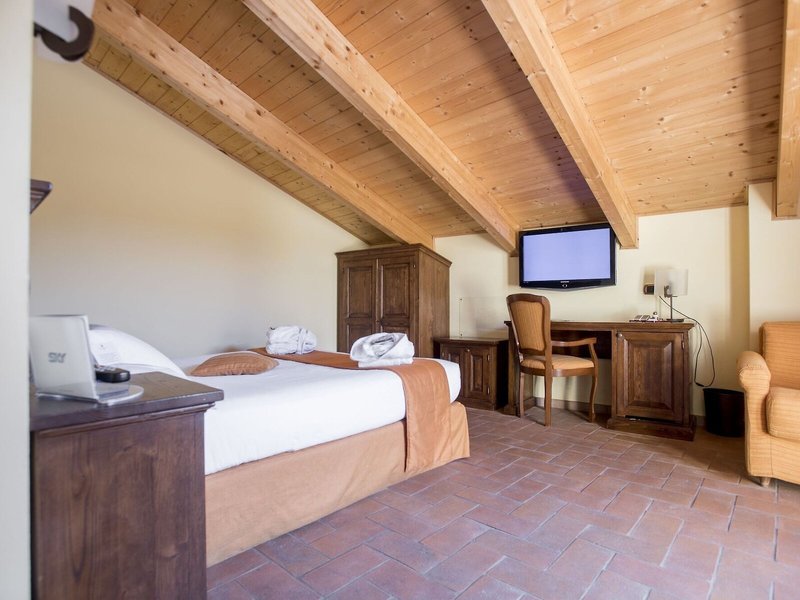 Oste Del Castello Hotel 26